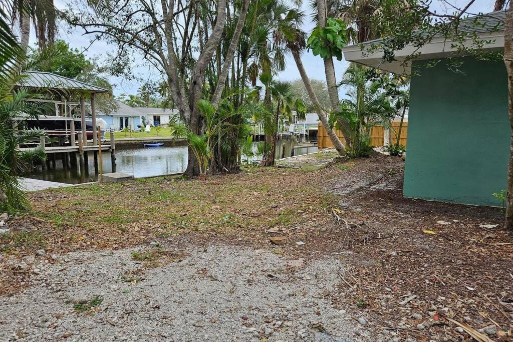 Blue Crab Dock On Gulf Canal Front Close 2 Beach Restaurants Bonita Springs Luaran gambar
