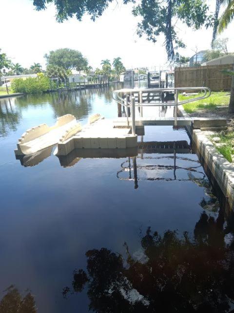 Blue Crab Dock On Gulf Canal Front Close 2 Beach Restaurants Bonita Springs Luaran gambar